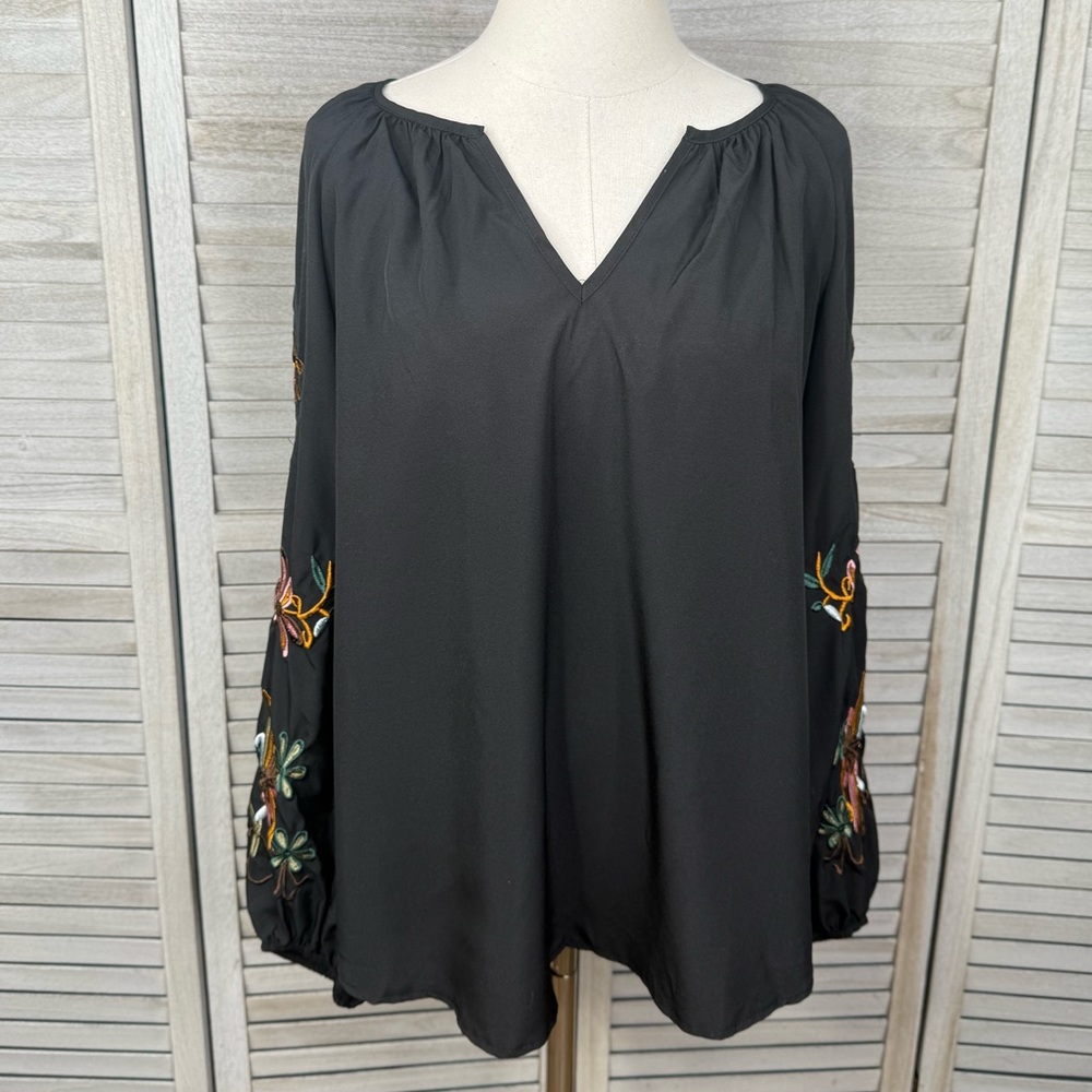 SHEIN (Curve) Plus Size Embroidered Lantern Sleeve Blouse Black/Multi-2X